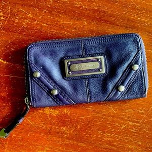 B Makowsky wallet